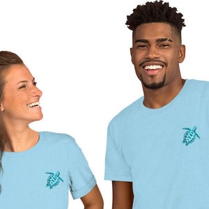 Sea Turtle T-Shirt, Sea Turtle Tee, Turtle Shirt, Love Turtle Tshirt, Sea Turtle Shirt, Save the Turtles, Surfer Life, Beach Lover Tee