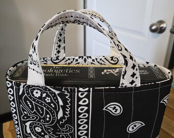 Schwarz und Weiß Bandana Bibel/Buch Tote