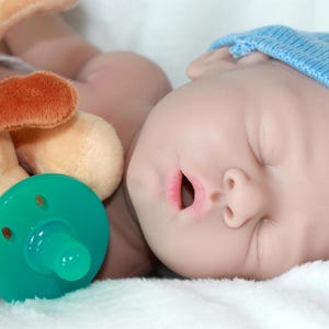 Full Body Silicone Reborn Baby Doll – Boy or Girl – 17&quot; Lifelike – Weighted – Doll Takes a Pacifier, Ready for Immediate Delivery