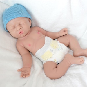 Full Body Silicone Reborn Baby Doll – Boy or Girl – 17&quot; Lifelike – Weighted – Doll Takes a Pacifier, Ready for Immediate Delivery