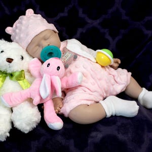 Full Body Silicone Reborn Baby Doll – Boy or Girl – 17&quot; Lifelike – Weighted – Doll Takes a Pacifier, Ready for Immediate Delivery