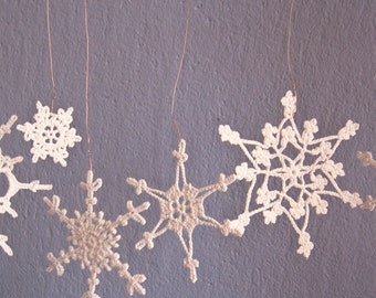 Crochet  Snowflakes, Crochet  Christmas Snowflakes - holiday decor- Set of 6 Lacy Snowflakes Home decor