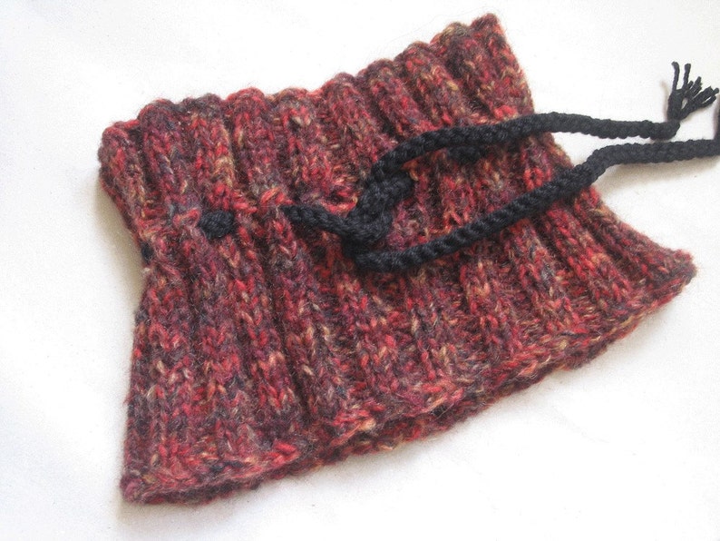 Red Fire Woll Knitt Neckwarmer image 3