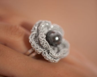 Hand crochet ring Dove grey with a pearl