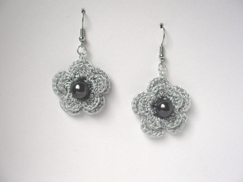 Silver Grey Crochet Earrings with a glass pearls image 3