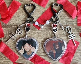 Twenty One Pilots key rings - Tyler & Josh heart
