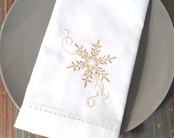 Snowflake Cloth Napkins, Set of 4, Snowflake cotton napkins, christmas cloth napkins, snowflake linens, snowflake table decorations