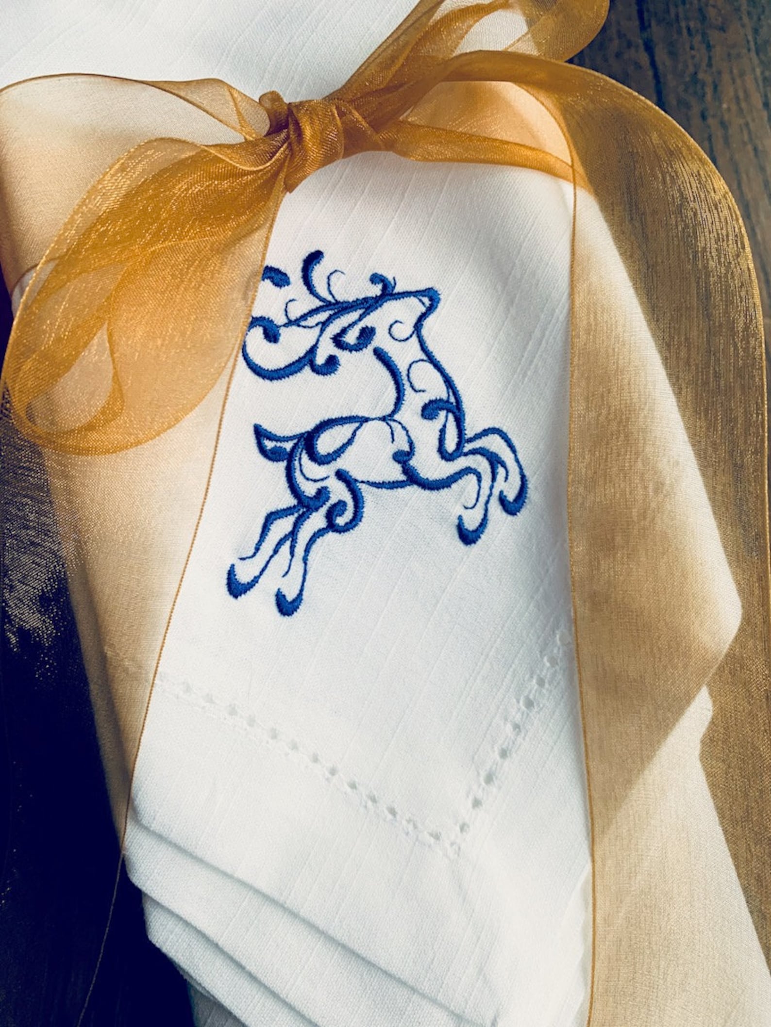 Reindeer Embroidered Cloth Napkins Cotton Christmas Napkins Etsy