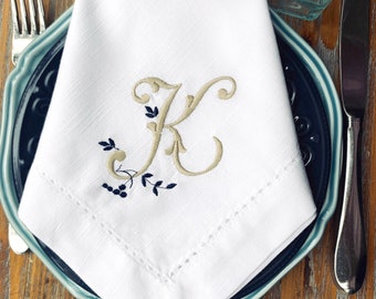 Sprig Monogrammed Embroidered Cloth Napkins,  Set of 4, Floral monogrammed napkins, table linens, flower monogrammed napkins, Set of 4