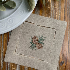 set of 4 organic pine cone cloth napkins in dark green — Hearth and  Harrowset of 4 organic pine cone cloth napkins in dark green