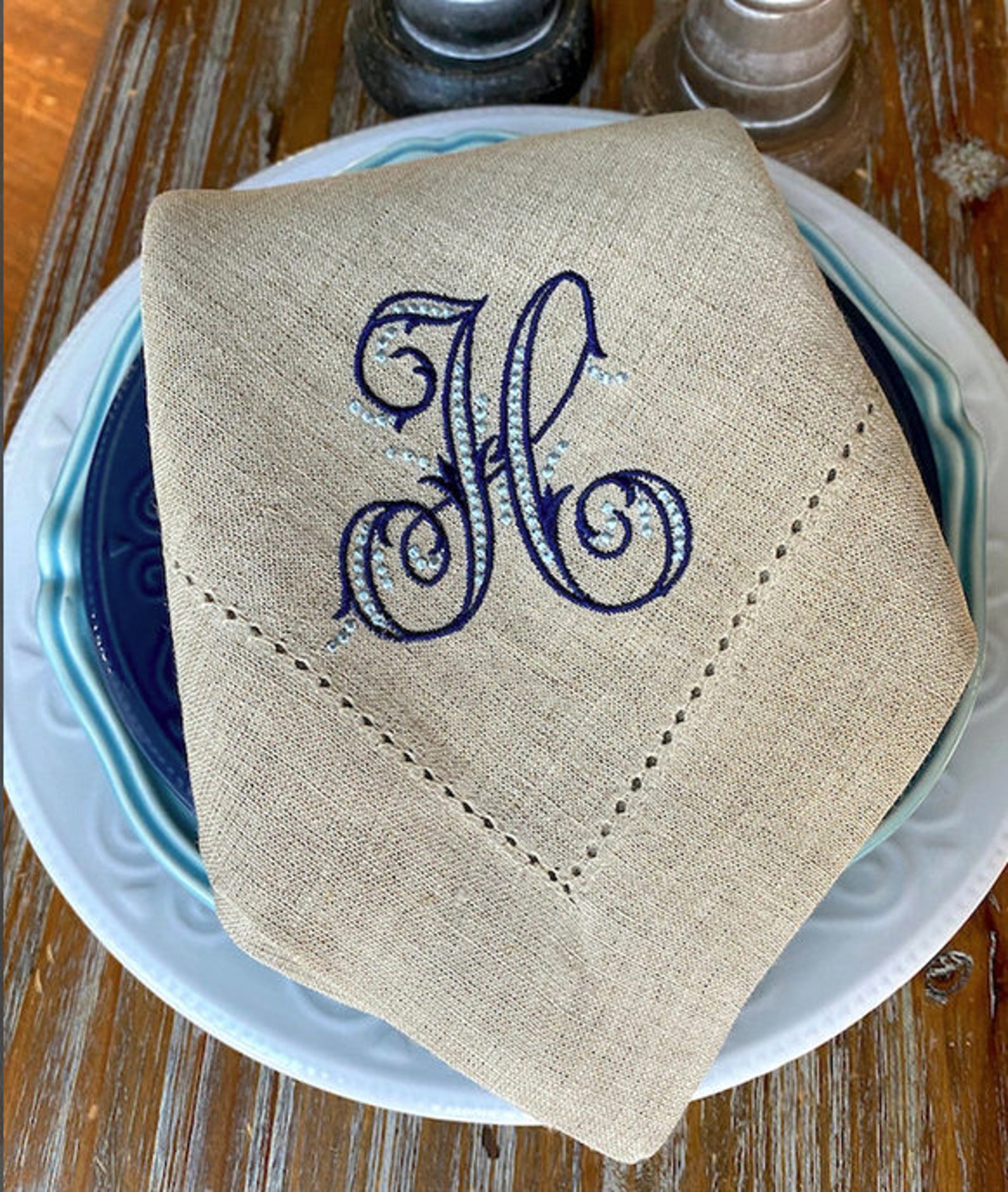 SALE 12 Monogrammed H Linen Cloth Napkins / Set of Etsy