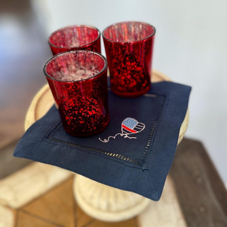 WhiteTulipEmbroidery Cocktail Napkins - Thumbnail 3