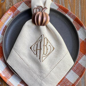 2 Letter Monogrammed Embroidered Cloth Napkins, Modern Triangle, Set of 4, double letter monogrammed napkins, duogram napkins, wedding