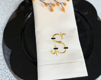 Monogrammed Embroidered Cloth Napkins,  Set of 4, Kate Font monogrammed napkins, vintage monogrammed napkins, traditional monogram