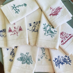 12 Days of Christmas Embroidered Cloth Dinner Napkins, twelve days of christmas napkins, christmas table, christmas linens, 12 days napkins