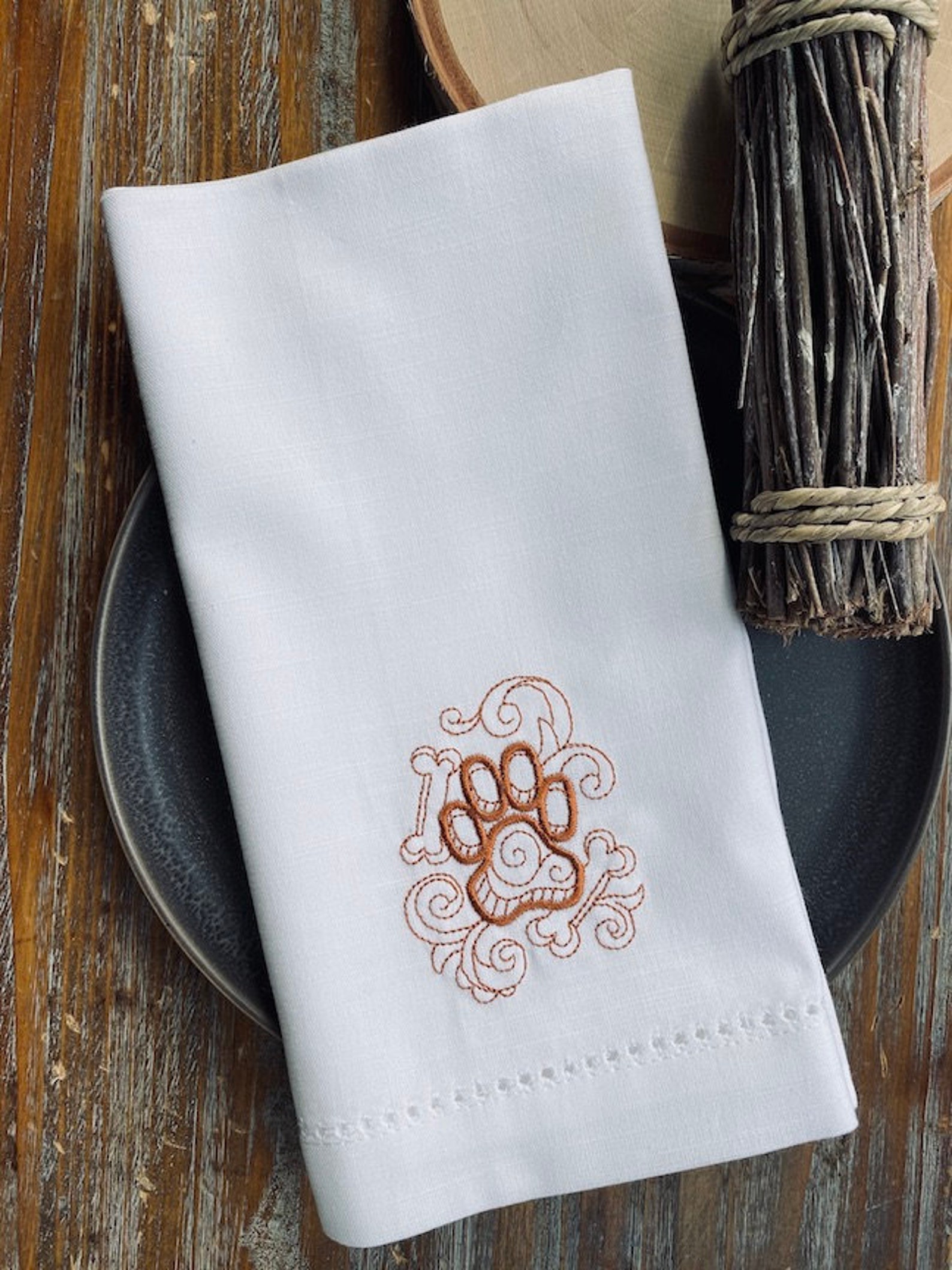 Dog Paw Cloth Napkins Set of 4 Paw Print Napkins Dog Etsy