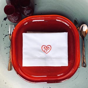 Heart Valentine&#39;s Cloth Napkins, Valentine&#39;s napkins, Set of 4, Valentine&#39;s party napkins, valentine&#39;s day napkins, heart napkins
