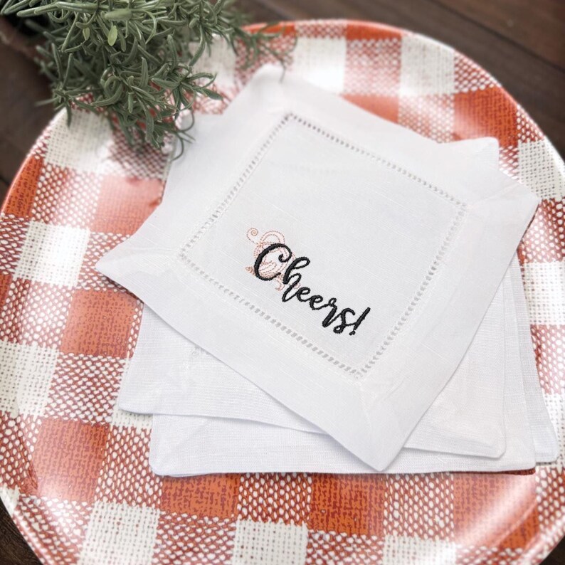 Cheers Embroidered Cloth Cocktail Napkins - Thumbnail 3