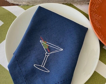 Martini Drink Embroidered Dinner Cloth Napkins, Set of 4, 20" cocktail dinner napkins, cloth cocktail napkins, martini gift, party napkins