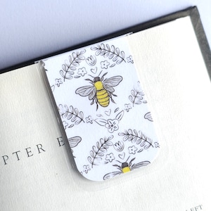 Honeybee Bookmark, Magnetic Bookmark, Bee Gift, Reader Gift, Gift For Teens, Mother&#39;s Day Gift, Honeybee Gift, Nature, Gifts For Kids, buzz