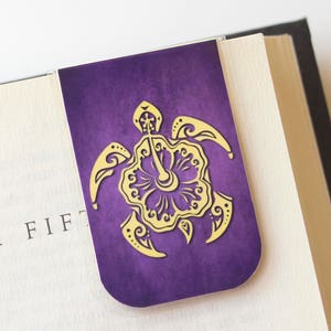 Turtle Bookmark, Aloha Gift, Magnetic Bookmark, Laminated Bookmark, Stocking Stuffer, Sea Turtle, Hawaii Gifts, Magnetic Page Marker
