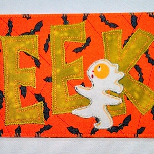Carte postale en tissu 4 x 6 HALLOWEEN EEK GHOST elle lui enfant petits-enfants ami proche * maison hantée citrouilles chauve-souris chat noir araignée *