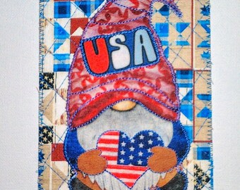 GNoME AMeRICANA PATRIOTIC USA 4 x 6 carte postale en tissu rouge blanc bleu Elle lui, un ami proche, cadeau d'anniversaire, cadre matelassé appliqué * gnome des Etats-Unis *