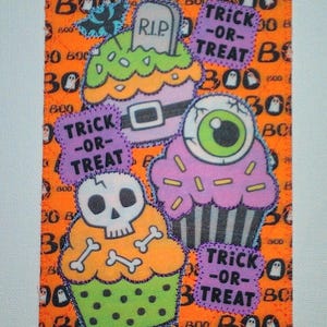 HALLOWEEN CUPCAKES FANTME 4 x 6 carte postale en tissu elle lui enfant petits-enfants ami proche * maison hantée citrouilles chauve-souris chat araignée squelette *