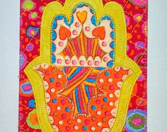 MAIN HAMSA 4 x 6 po. Carte postale en tissu Protection de l'unité Bonne fortune Santé Bonheur Elle lui Ami Carte appliquée matelassée par parenté