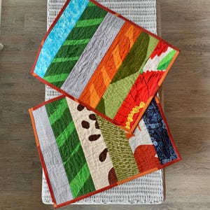 Marimekko Quilted Placemat – Scandinavian Table Decor, Reversible Cotton Placemat,