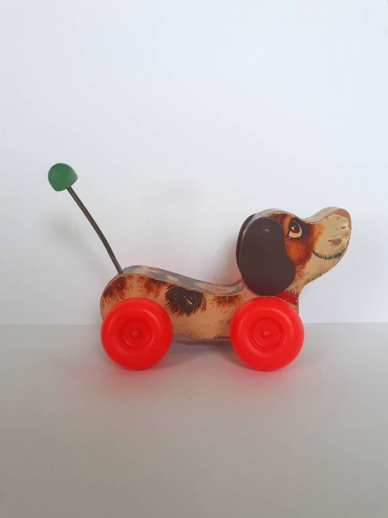 snoopy dog pull toy