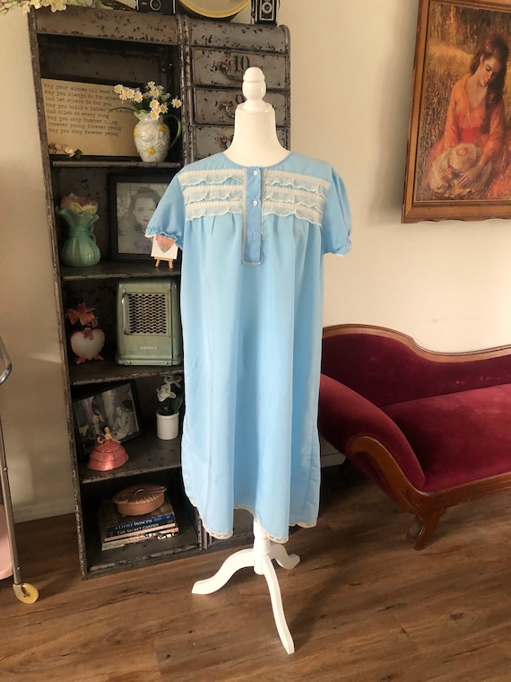 Vintage 1960's 70's Pale Blue House Dress with Ruffle… Gem