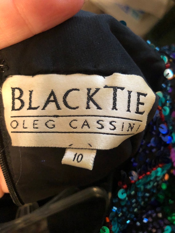 Oleg Cassini Black Tie Sequin and Beaded Gown Lar… - image 6
