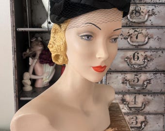 Vintage 60s Cloche Hat 1960s Gold & Black Oversize Pillbox Retro Jackie Kennedy Vintage 60s Cloche Hat 1960s Gold & Black Oversize Pillbox  main image 3
