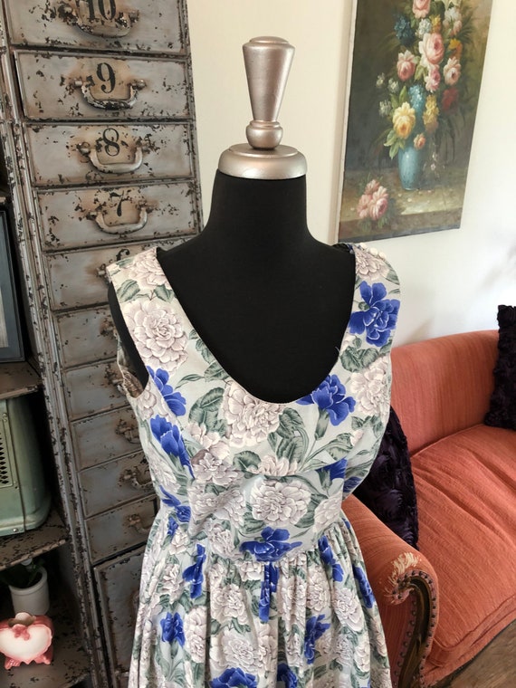 Vintage 1980's Gray and Blue Floral Print Dress M… - image 7