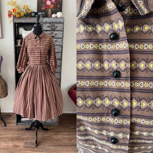 Vintage 1950&#39;s Brown and Yellow Novelty Print Dress XS/S