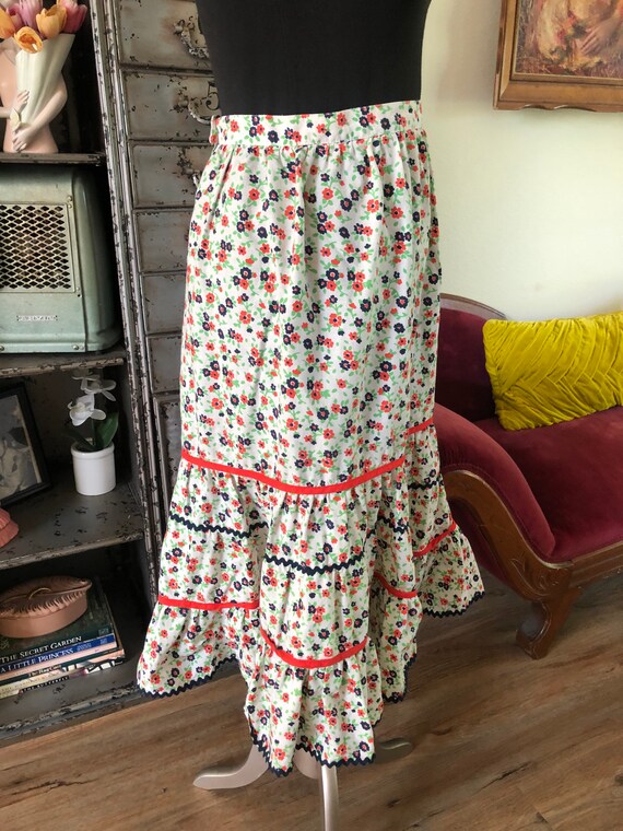 Vintage 1970's Floral Print Tiered Skirt Small - image 5