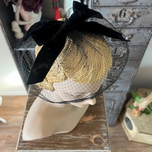 Vintage 1950&#39;s Black Netting Headpiece with Black Velvet Bow