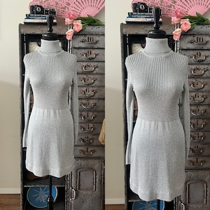 Vintage 1970&#39;s Metallic Silver Mini Dress Medium