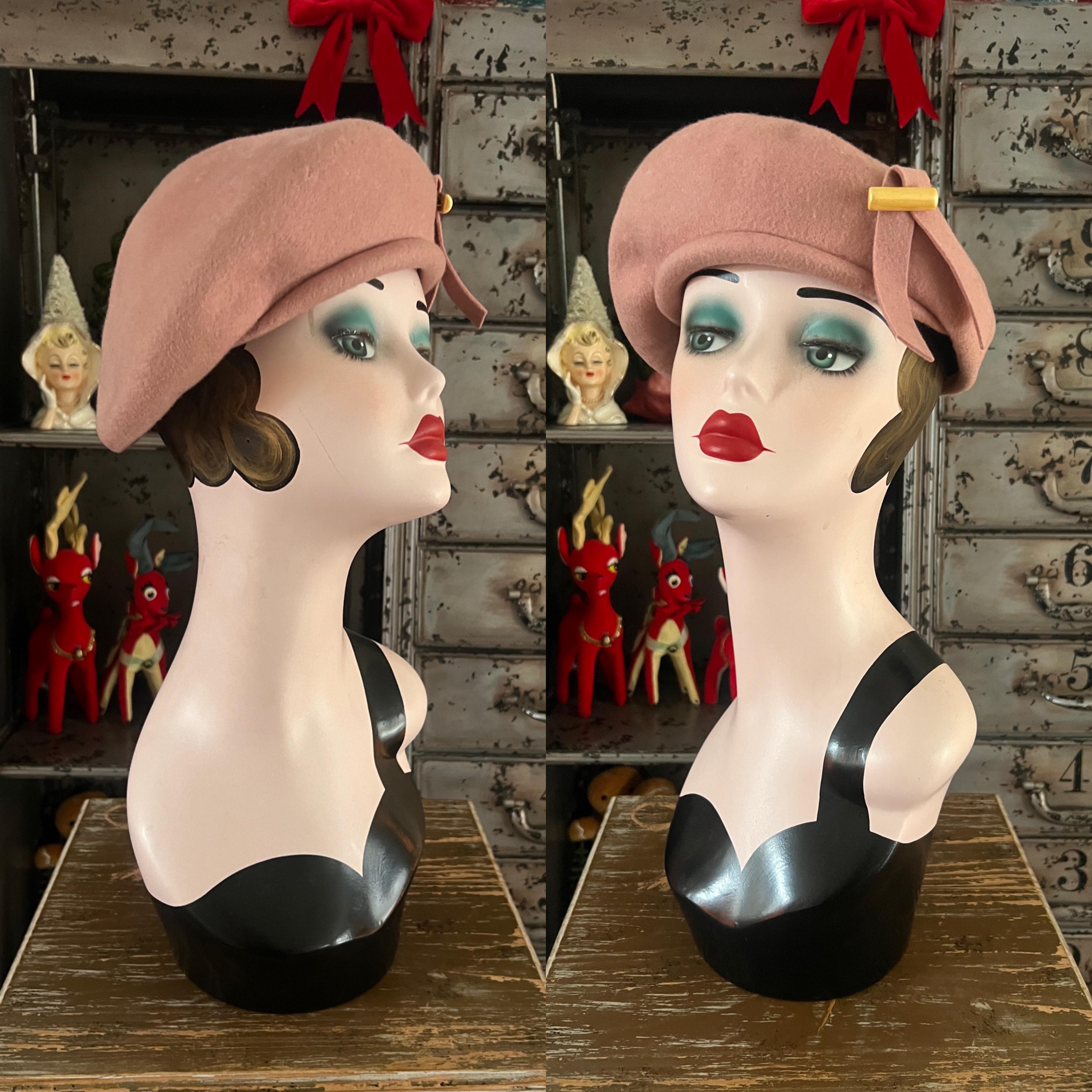 1964 Beret With Light Pink Dragonfly PINK LADY FLUFFY BERET – AKIRA main image 4