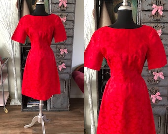 Vintage 1960's Red Raised Print Fitted Dress S/M