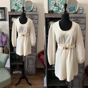 Vintage 1960&#39;s Off White Mini Dress M/L