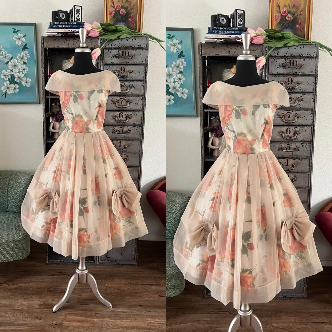 Vintage 1950s Large Scale Orange Rose Print Belted Dress | XS/S main image 0