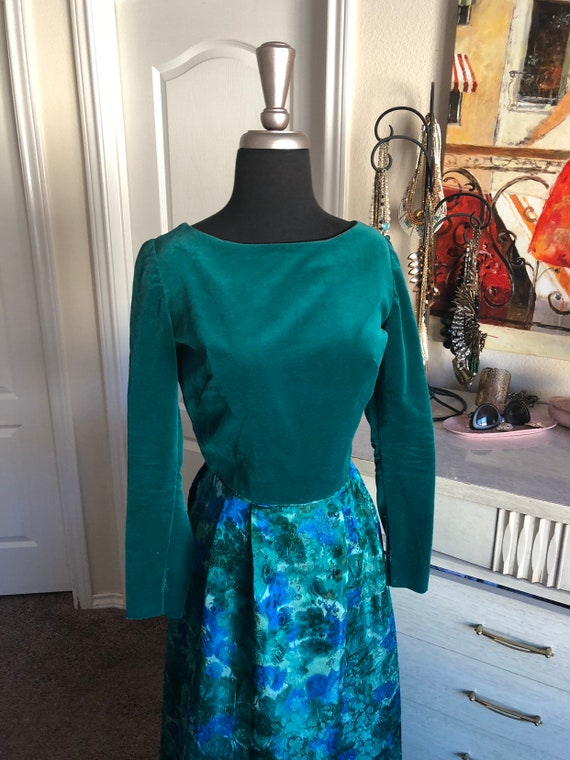Vintage 1960's Green and Blue Velvet and Brocade … - image 6