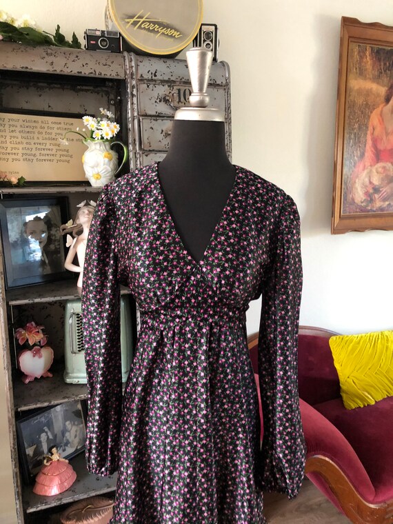 Vintage 1970's Black Dress with Purple Floral Pri… - image 4