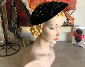 Vintage 1950's Black Velvet Beret with Rhinestones and Beading