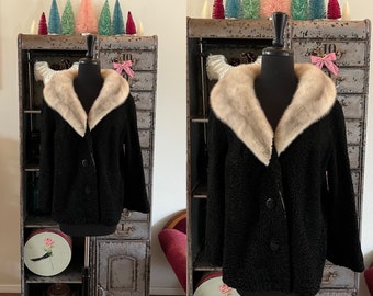 Vintage 1950's 60's Black Curly Lambs Fur Cropped Coat Small