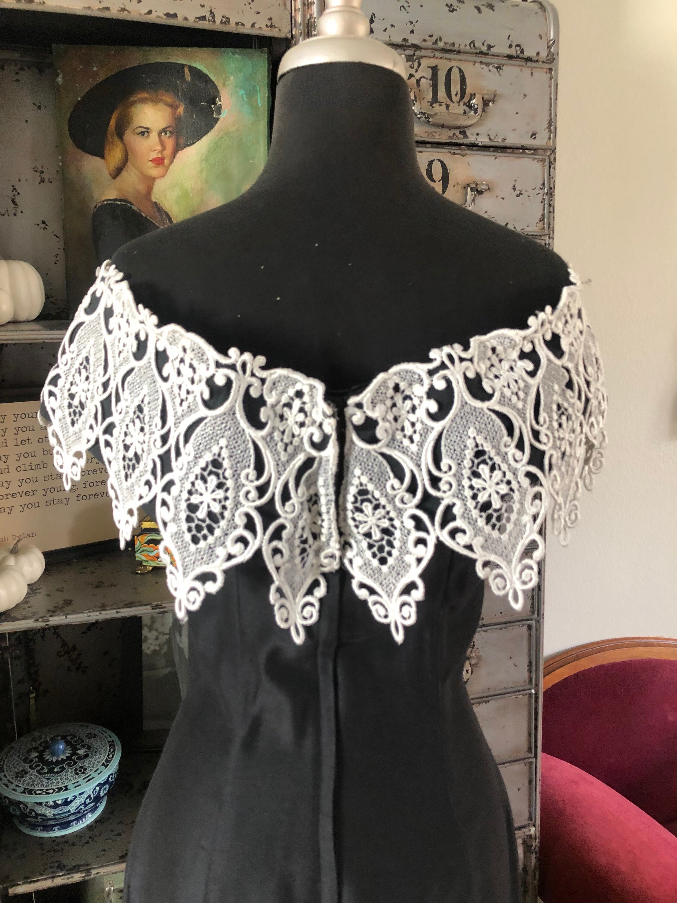 Vintage 1990's Jessica Mcclintock Gunne Sax Black off the Shoulder