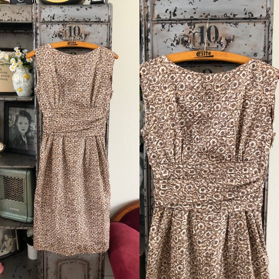 Vintage 1950's 60's Brown and White Fitted Dress X