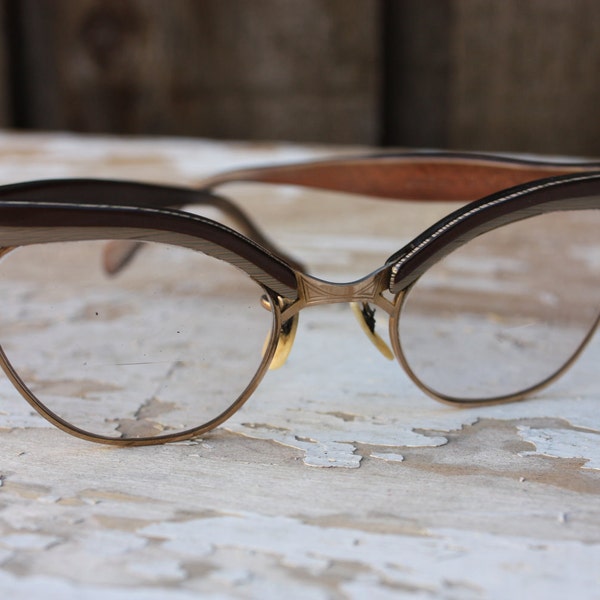 1950's Vintage Faux Wood Grain Cat Eye Glasses Eyeglasses 5 3/4